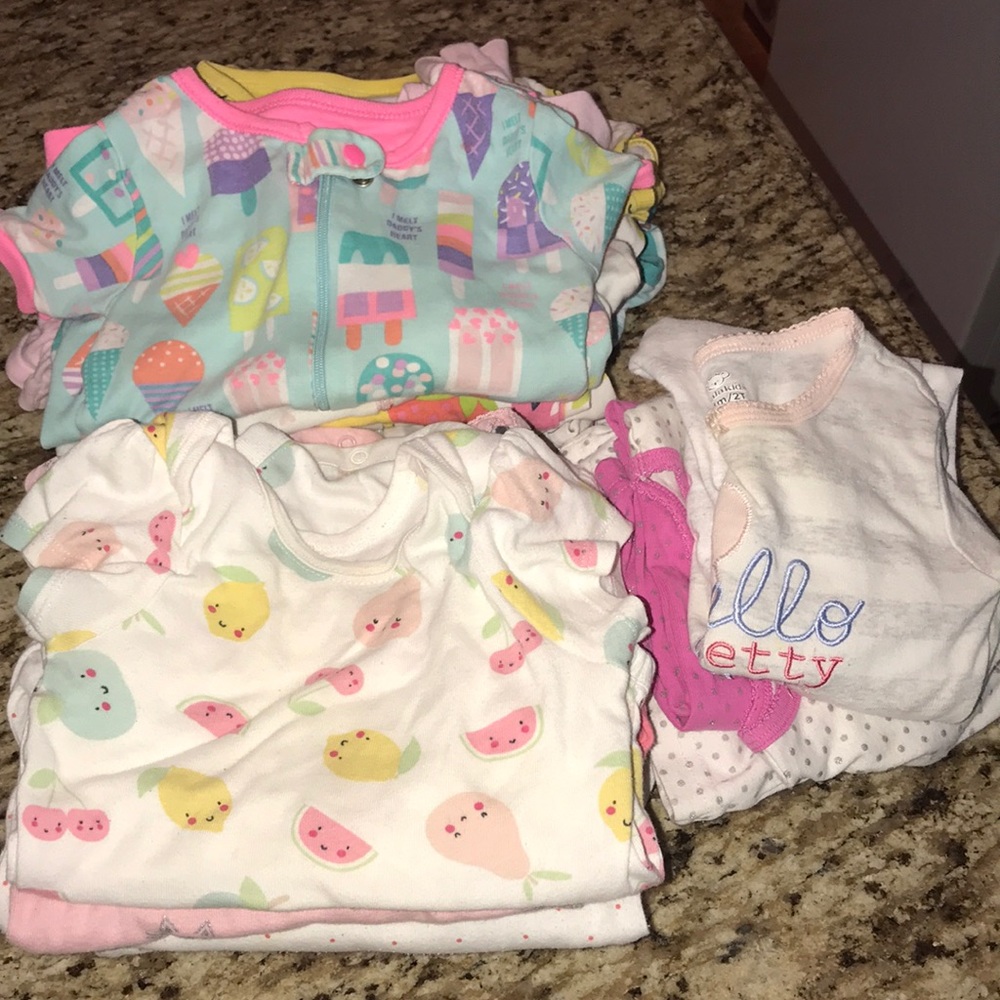 Bundle (Pajamas & Onesies)